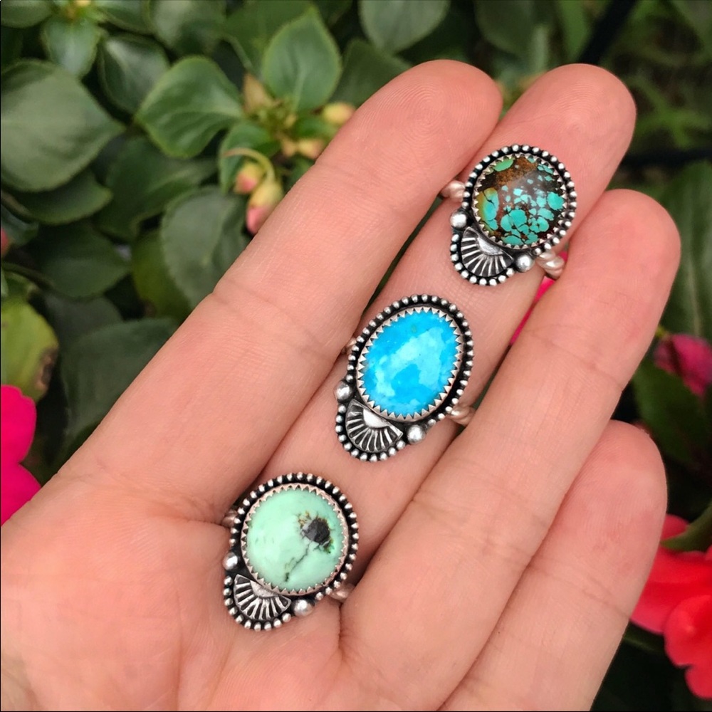 light green veriscite and sterling silver ring